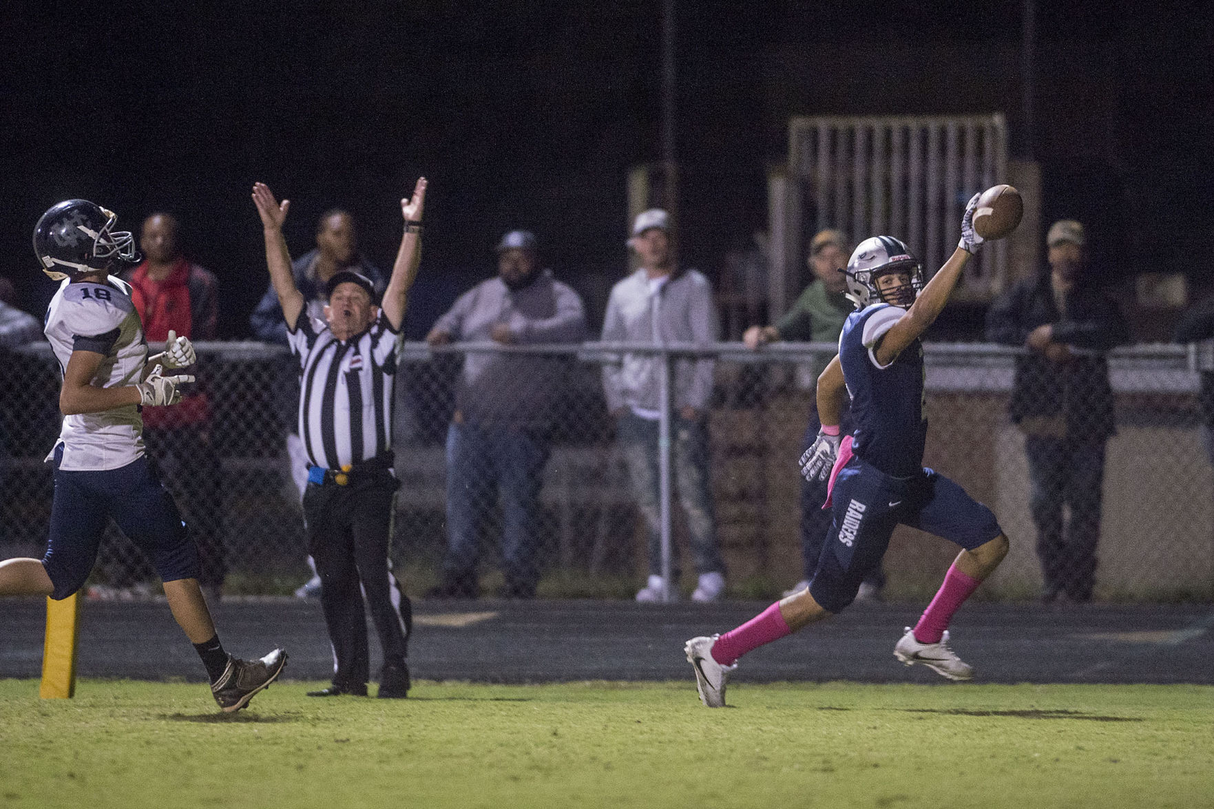 LNA 10142017 ACHS football 02.JPG
